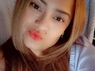 MonzeratBoyer - Live porn &amp; sex cam - 18933770