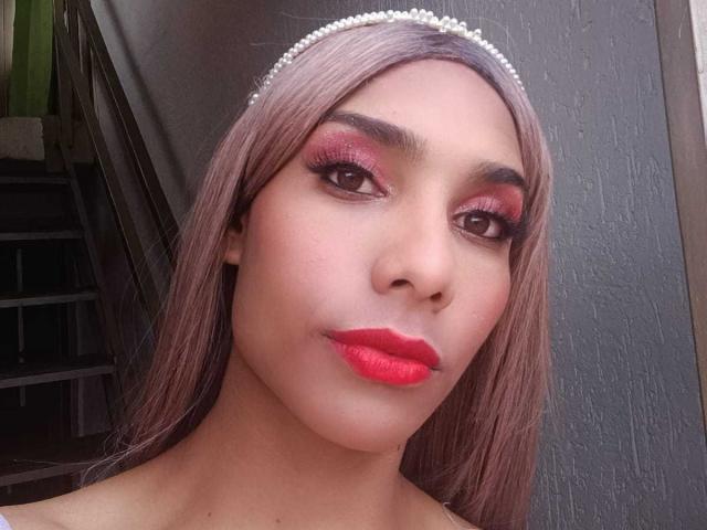 MadisonQueen - Live porn &amp; sex cam - 18935866