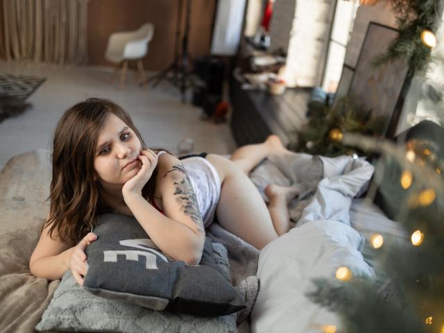 KiraGorobes - Sexe cam en vivo - 18936866