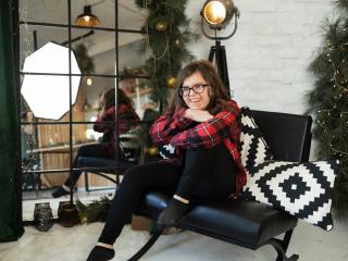 KiraGorobes - Live porn &amp; sex cam - 18936906