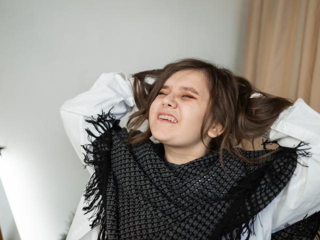 KiraGorobes - Camera khiêu dâm &amp; quyến rũ trực tiếp - 18937630