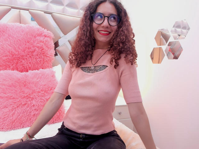 VioletaStar69 - Sexe cam en vivo - 18939394