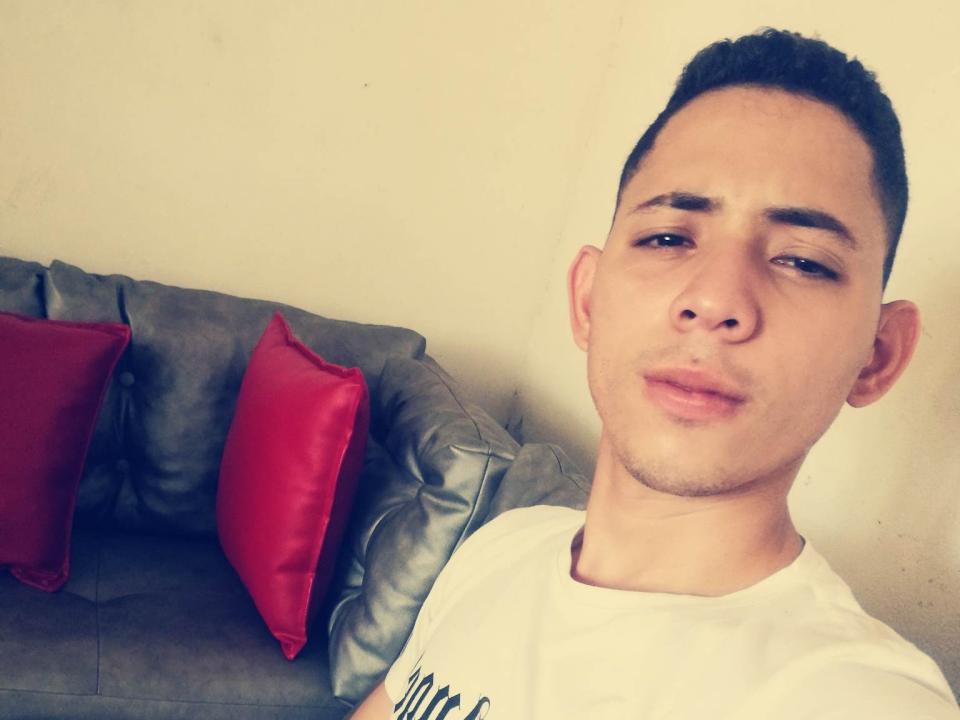 AlexanderBrathley - Live porn &amp; sex cam - 18942454