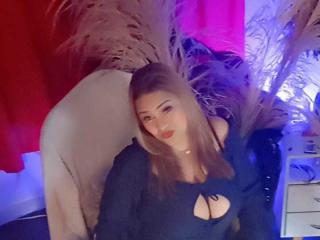 MonzeratBoyer - Live porn &amp; sex cam - 18950622