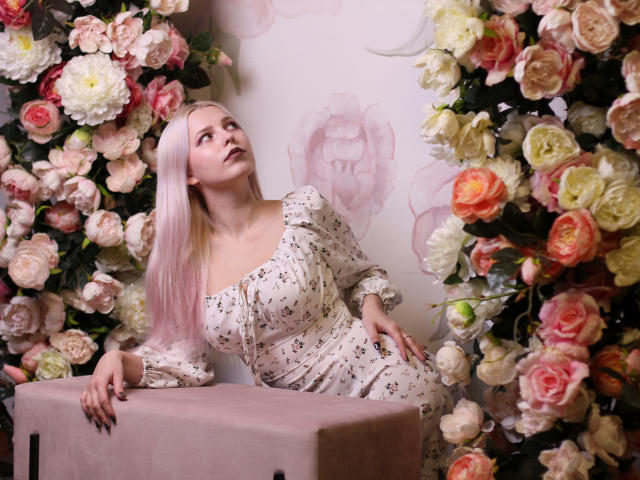 AliceCole - Live porn &amp; sex cam - 18950978