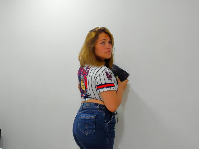 LioraJenkins - Live porn &amp; sex cam - 18953386