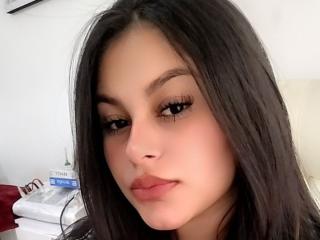 ZamoraAli - Live sex cam - 18957770