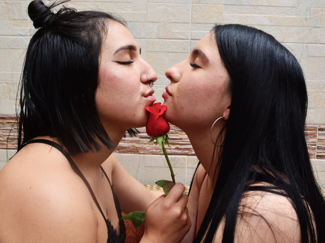 IsaAndNata - Live porn &amp; sex cam - 18960102