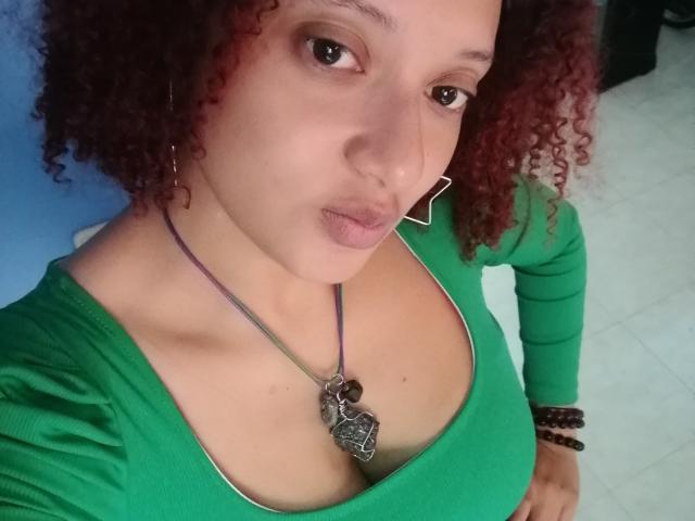 VioletaSwitch - Live porn &amp; sex cam - 18961406