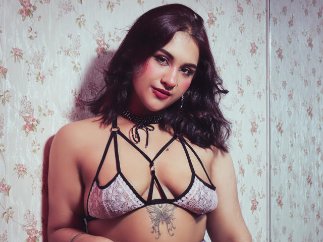 AvrilCherry - Live porn &amp; sex cam - 18962646