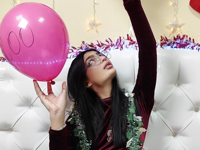 CandyMissal - פורנו בשידור חי ומצלמת סקס - 18971934