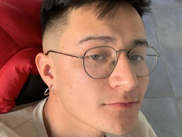 SantiagoLopeez - Live porn &amp; sex cam - 18972870