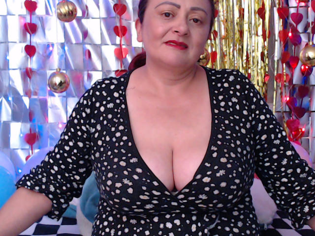 FlirtyViolet - Live porn &amp; sex cam - 18973946