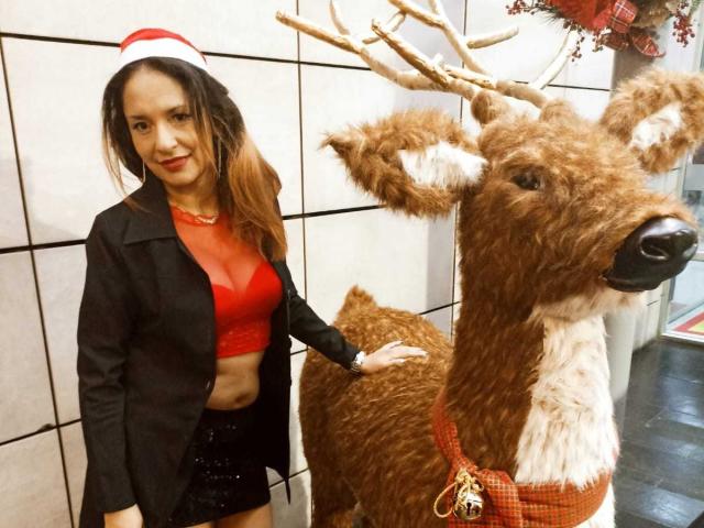 AngelaBranson - Live sex cam - 18975574