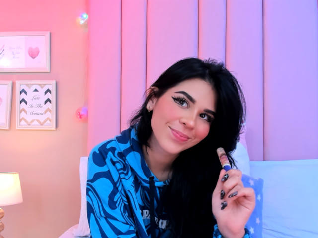 KeriAnn - Live porn &amp; sex cam - 18976702