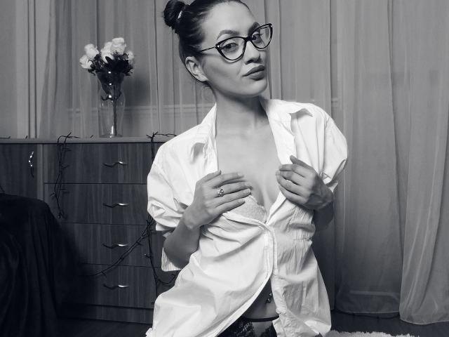 VievienneClemente - Live porn &amp; sex cam - 18978466