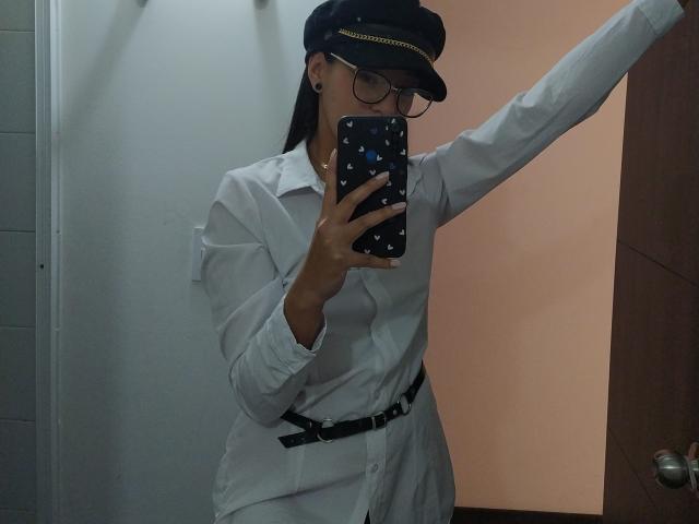 Mllevv - Live porn &amp; sex cam - 18979498