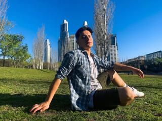 SantiagoLopeez - Sexe cam en vivo - 18979858