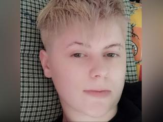 ToniXBy - Live porn &amp; sex cam - 18979946