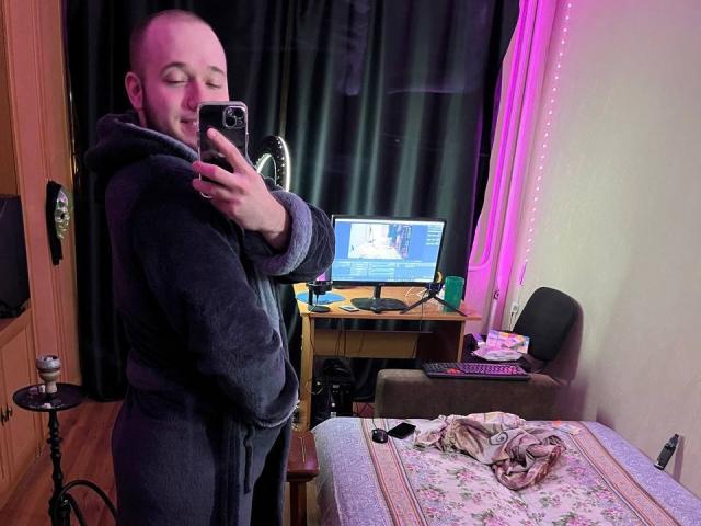 AlbertXNight - Live porn &amp; sex cam - 18981306