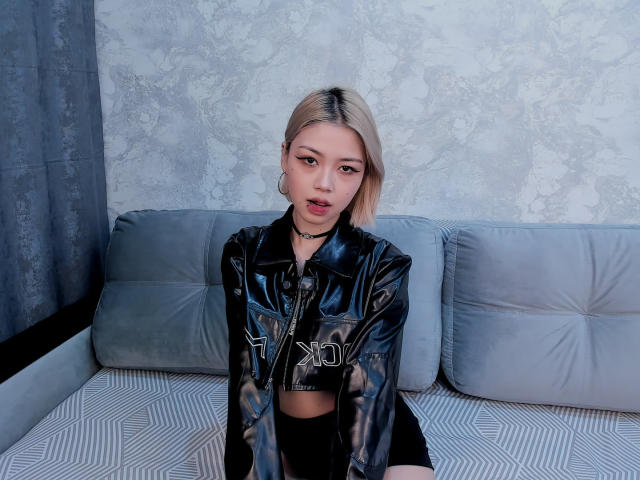 LinaSunFlower - Live sexe cam - 18981686