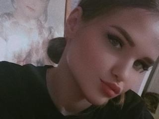 ChristieApple - Live sex cam - 18987042