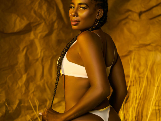 NaomyMoore - Sexe cam en vivo - 18988314