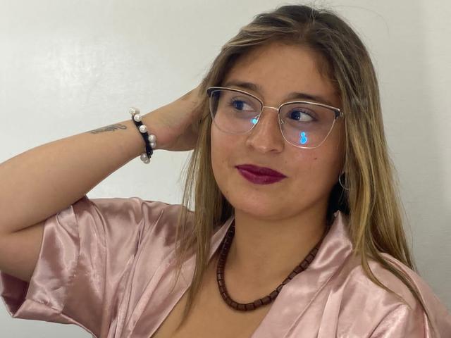 CarolineTorres - Live porn &amp; sex cam - 18990726