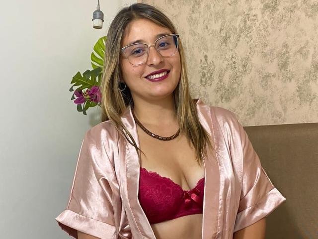 CarolineTorres - Live porn &amp; sex cam - 18990738