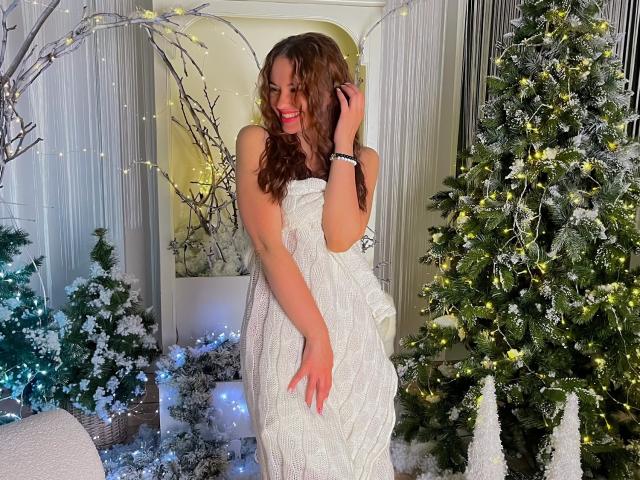 KaraCriegs - Live sex cam - 18992698