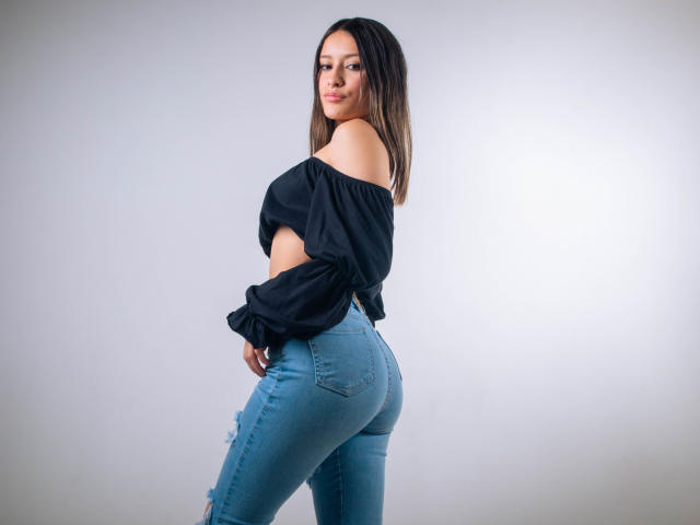 AbbieMyers - פורנו בשידור חי ומצלמת סקס - 18993758