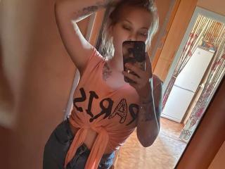 BeatriceMonroe - Live porn &amp; sex cam - 18994238