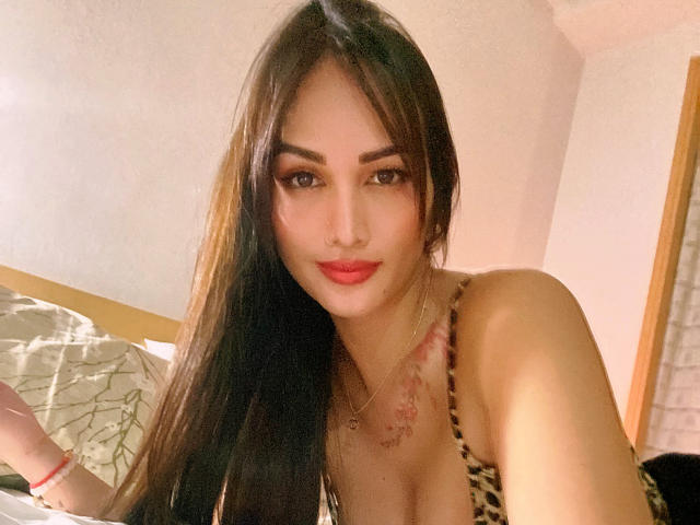 TsNaughtMiss69 - Sexe cam en vivo - 18994402