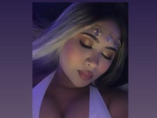 AlysonMyers - Live porn &amp; sex cam - 18994606