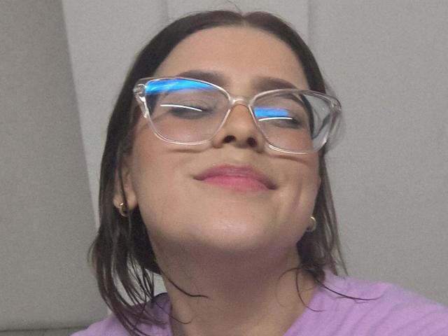 KimSummer - Live porn &amp; sex cam - 18995322