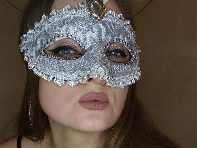 KariMillie - Live porn &amp; sex cam - 18999210