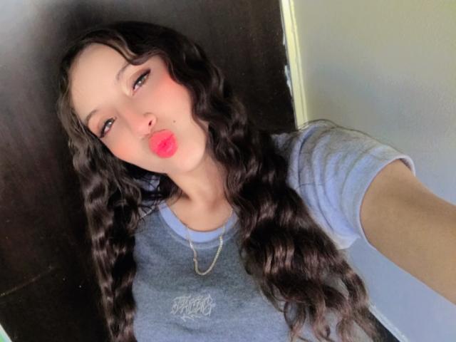 PaulettSmith - Live porn &amp; sex cam - 19001570