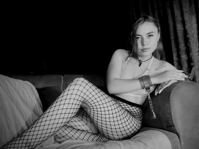 Meivis - Live porn &amp; sex cam - 19001610