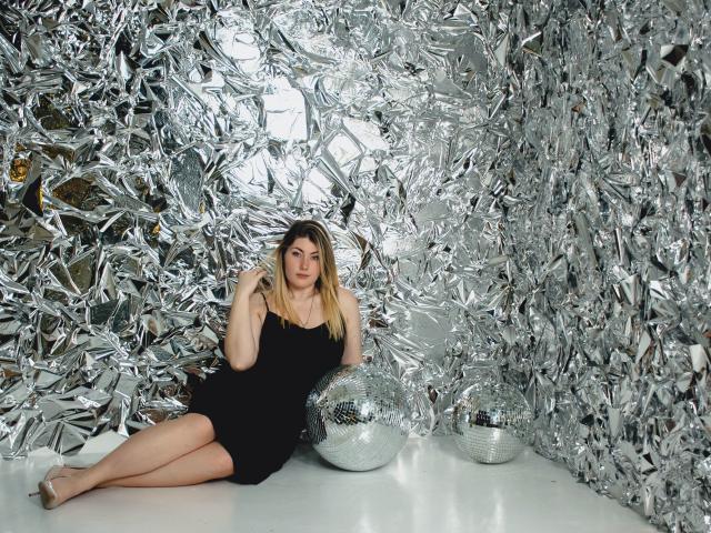 SofiaLux - Live porn &amp; sex cam - 19002242