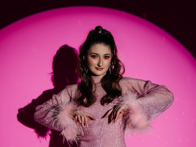 RosettaCavalli - Live porno og sexkamera - 19002614