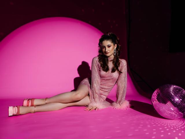 RosettaCavalli - Live porn &amp; sex cam - 19002618