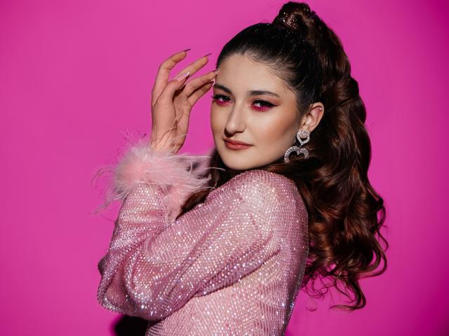 RosettaCavalli - Live porn &amp; sex cam - 19002622