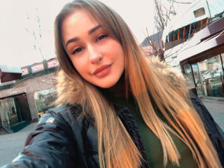 JulyXSweet - Live porn &amp; sex cam - 19003014