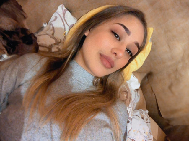 JulyXSweet - Live porn &amp; sex cam - 19003022