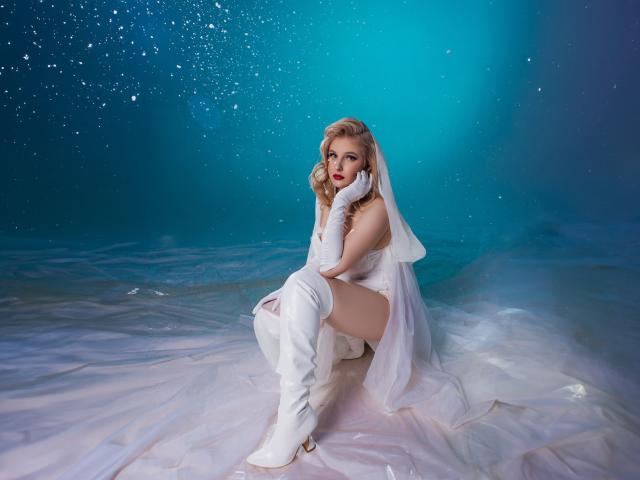 MelissaMoss - сексуальная веб-камера в реальном времени - 19004442