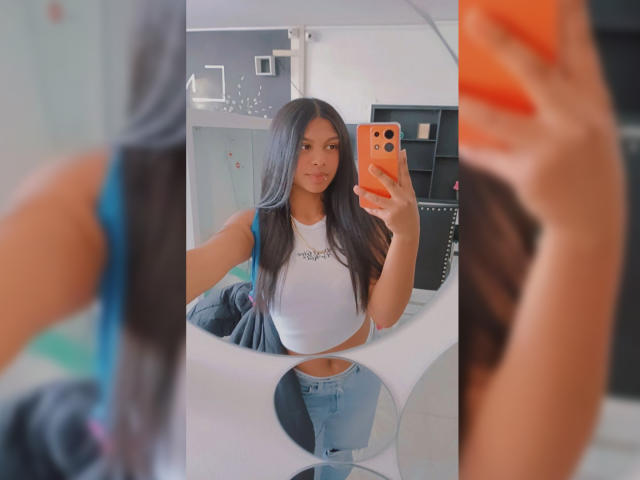 EmmaRiicco - Live porn &amp; sex cam - 19007714