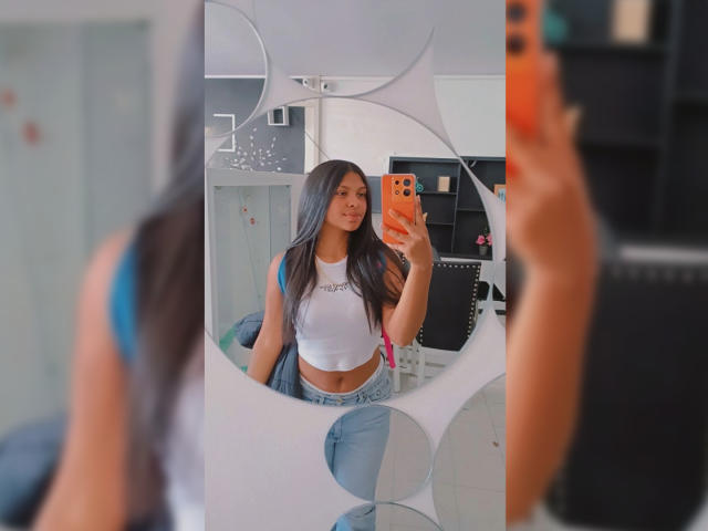 EmmaRiicco - Live porn &amp; sex cam - 19007718