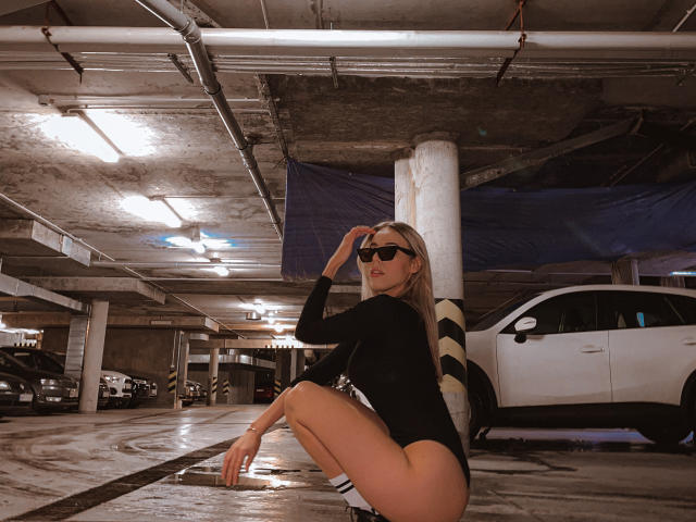 BusikMeWow - Live porn &amp; sex cam - 19008774