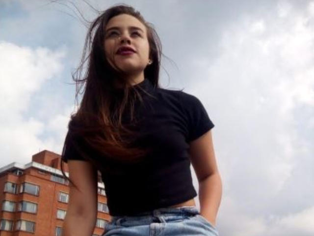 DejaVuSaenz - Live sex cam - 19009702