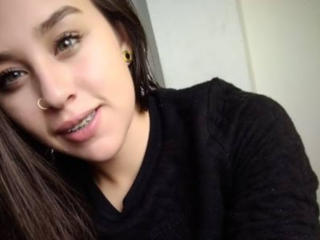 DejaVuSaenz - Live porn &amp; sex cam - 19009722